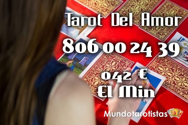 depositphotos_84892996-stock-photo-fortune-teller-using-tarot-cards depositphotos_84892996-stock-photo-fortune-teller-using-tarot-cards