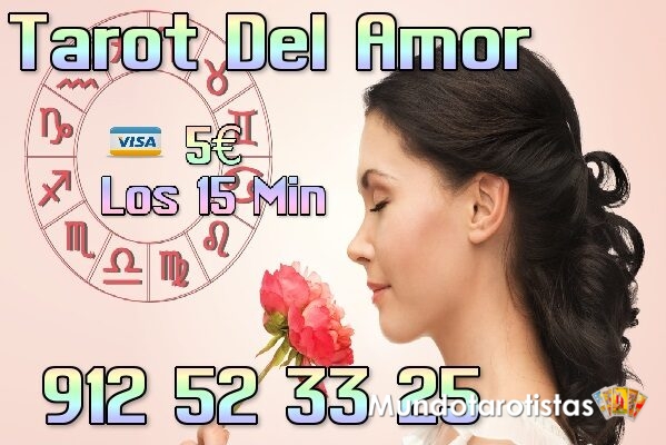 magia-oculta-de-la-adivinación-las-cartas-tarot-122406546