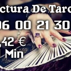 Factores-que-influyen-en-la-precisión-de-la-lectura-del-tarot-2