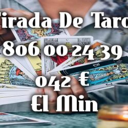 how-to-tune-into-your-inner-wisdom-with-tarot-cards-_-hello-glow-e1572209476796